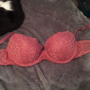 Victoria’s Secret Pink date push-up bra